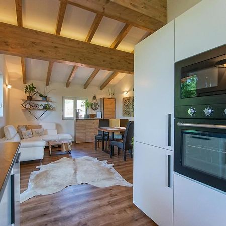 Auszeit Steiraland Penthouse 9 Mit Grossen Balkon Und Parkplatz Apartment Leoben  Ngoại thất bức ảnh