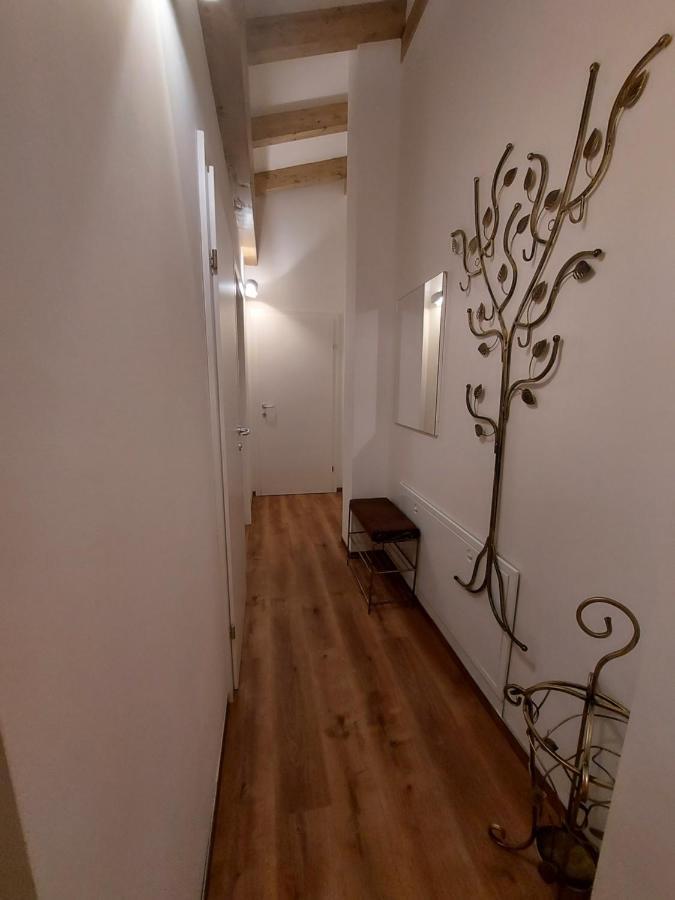 Auszeit Steiraland Penthouse 9 Mit Grossen Balkon Und Parkplatz Apartment Leoben  Ngoại thất bức ảnh